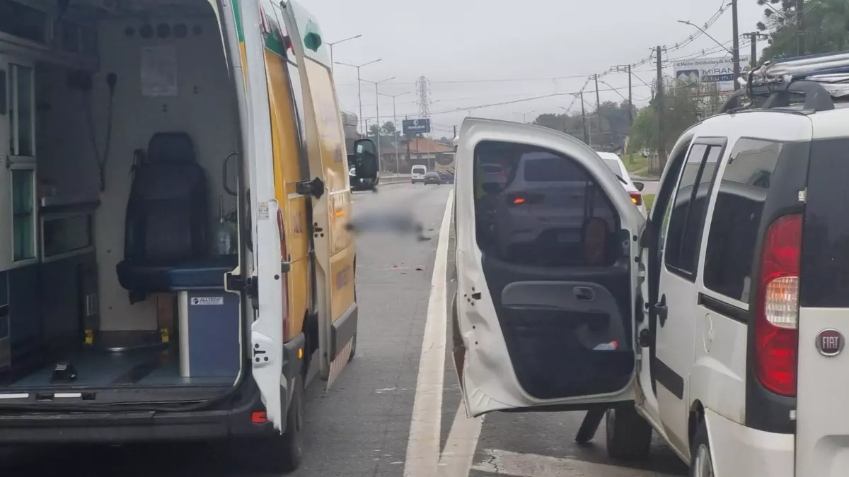 Motociclista morre após ser atropelado por carreta na BR-376