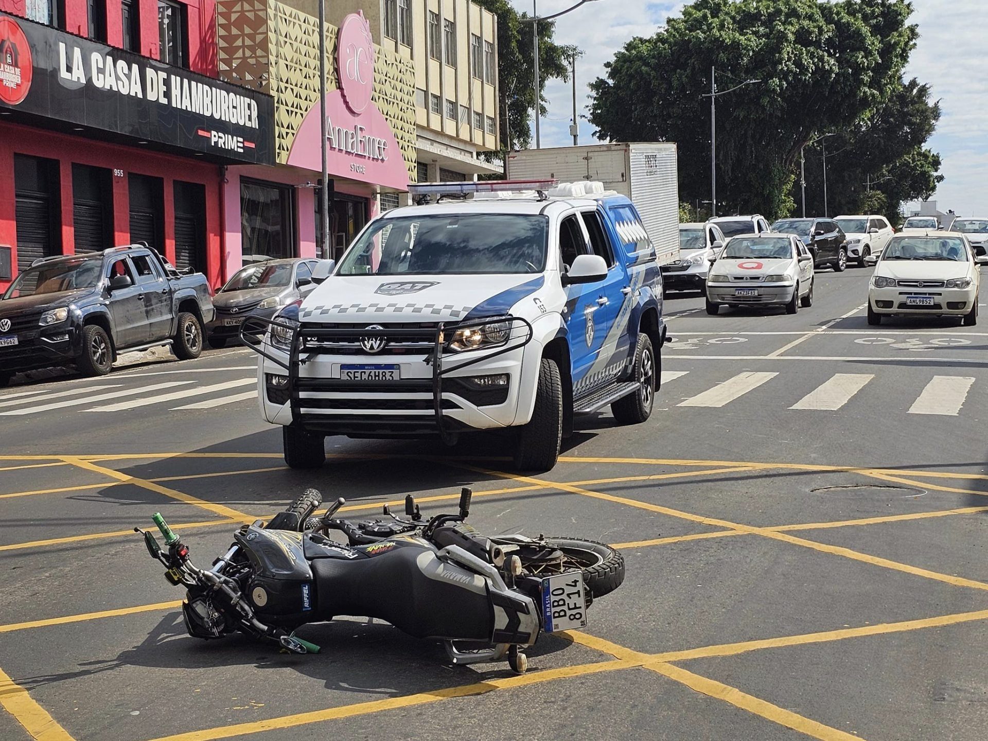 URGENTE: Motociclista fica ferido após acidente em Ponta Grossa