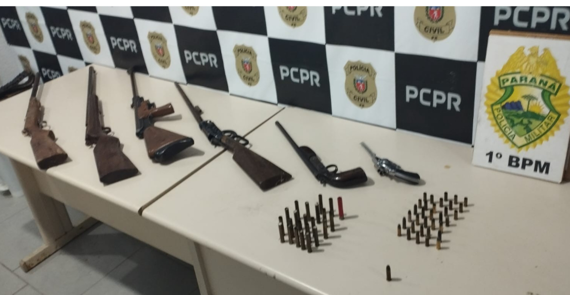 Polícia localiza arsenal de armas após ocorrência de esbulho possessório na região