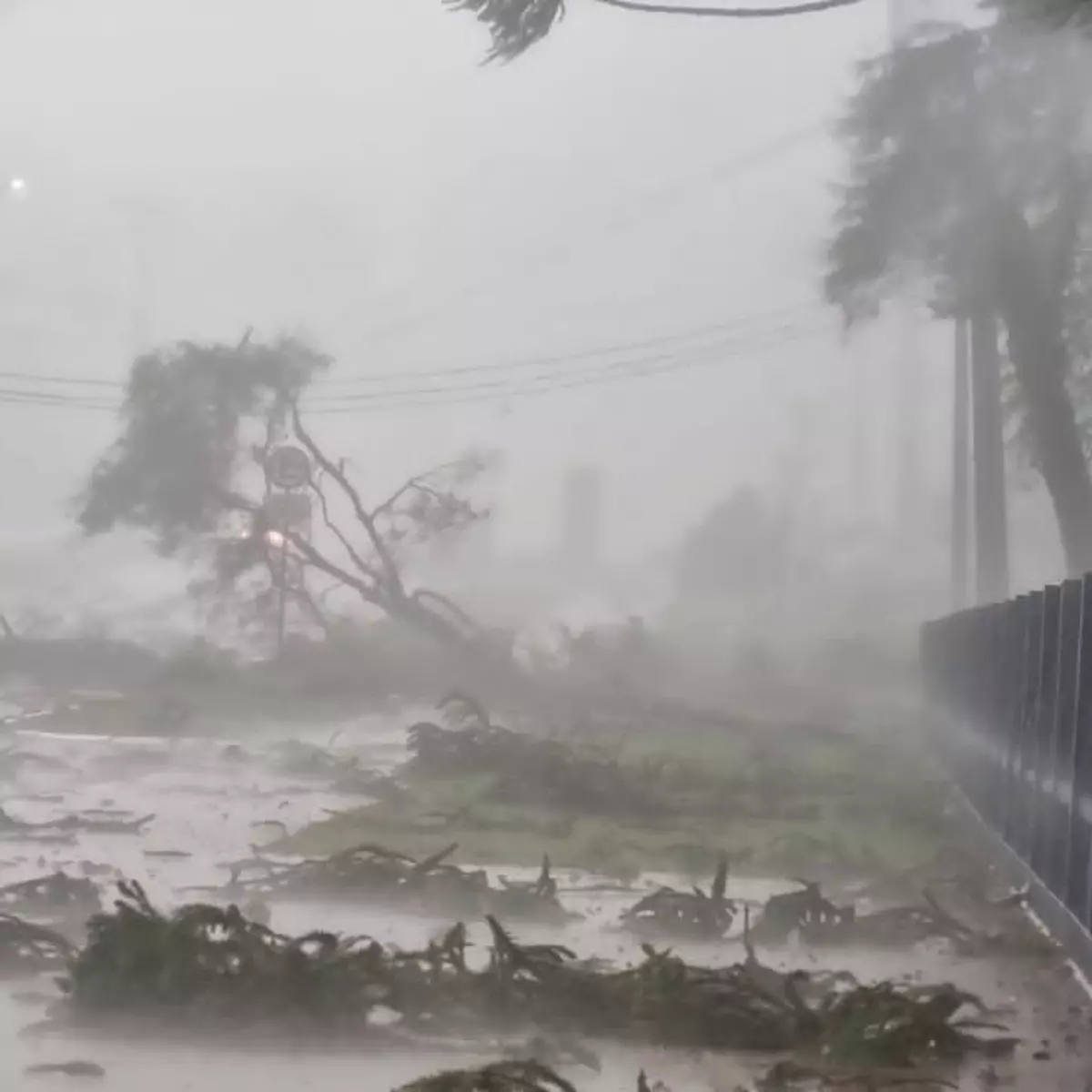 Chuva forte derruba as temperaturas no Paraná