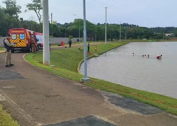 Criança morre após se afogar em lago no PR