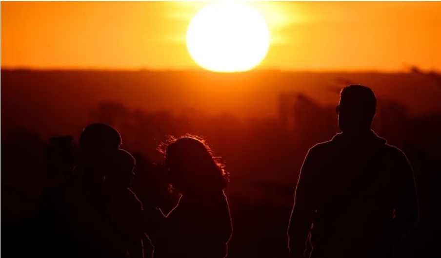 Governo federal anuncia que não retomará o horário de verão em 2024 ; Entenda