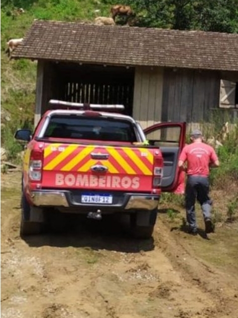  Trabalhador morre atropelado pelo próprio trator