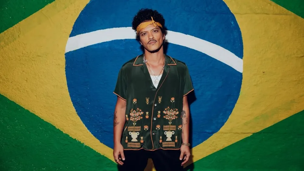 Em turnê pelo país, Bruno Mars pode se tornar cidadão honorário do Brasil