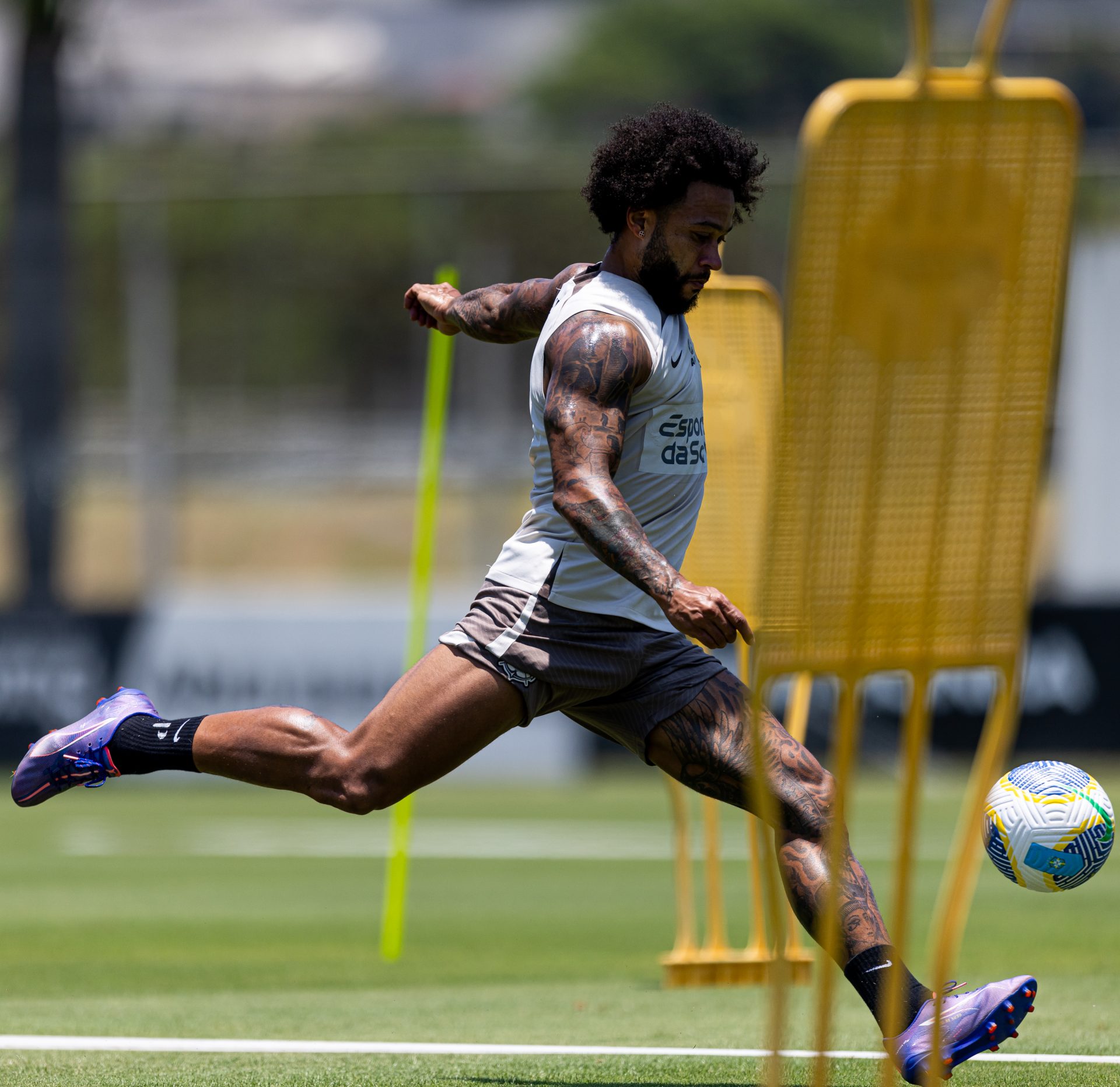 Timão luta com Cruzeiro por quinta vitória seguida no Brasileirão