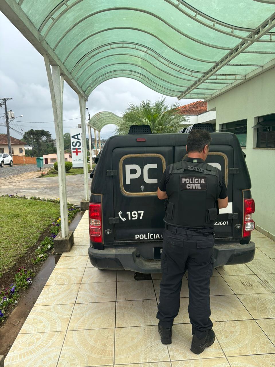 Polícia cumpre mandado de prisão preventiva por roubo em Piraí do Sul