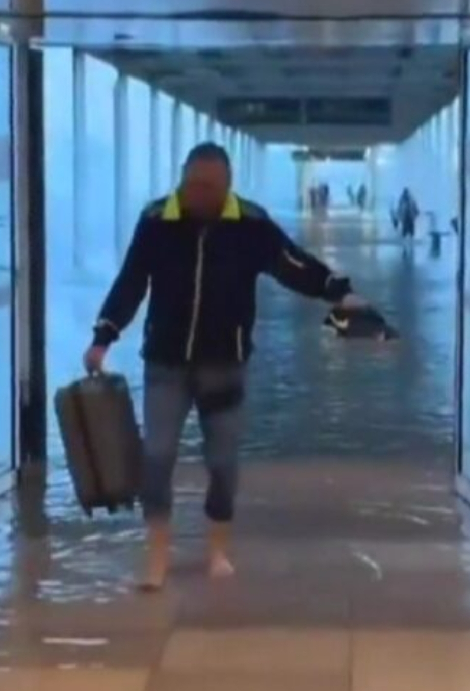 Temporal alaga aeroporto de Barcelona