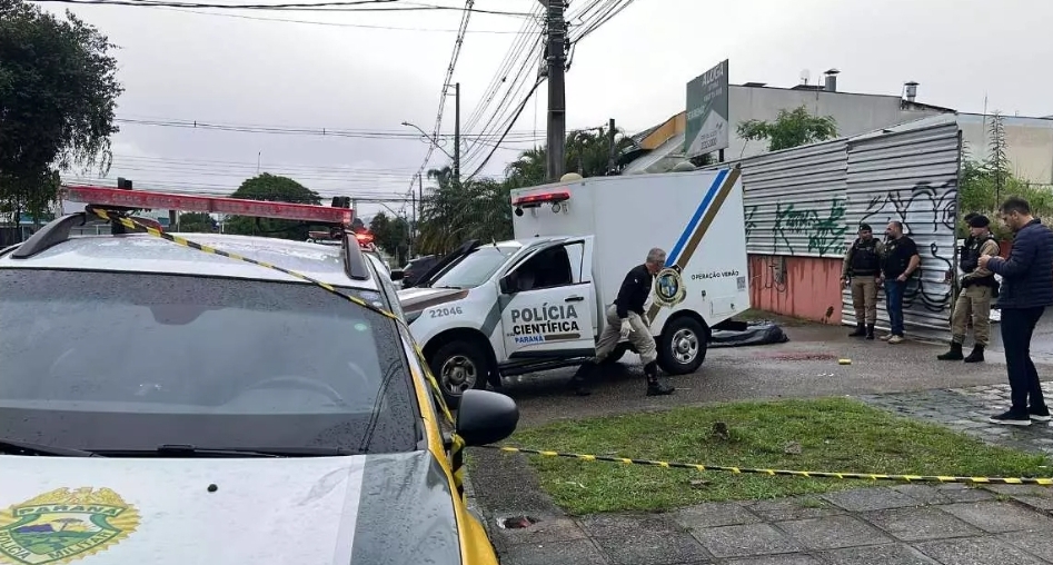  Homem é assassinado a tiros após confusão em casa noturna