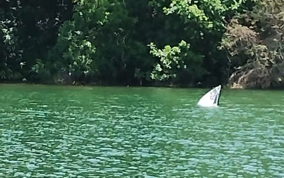 Funcionários da Sanepar desaparecem após barco virar em represa