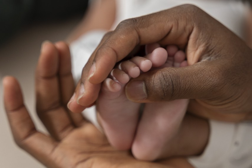 Senado pode votar ampliação das licenças maternidade e paternidade