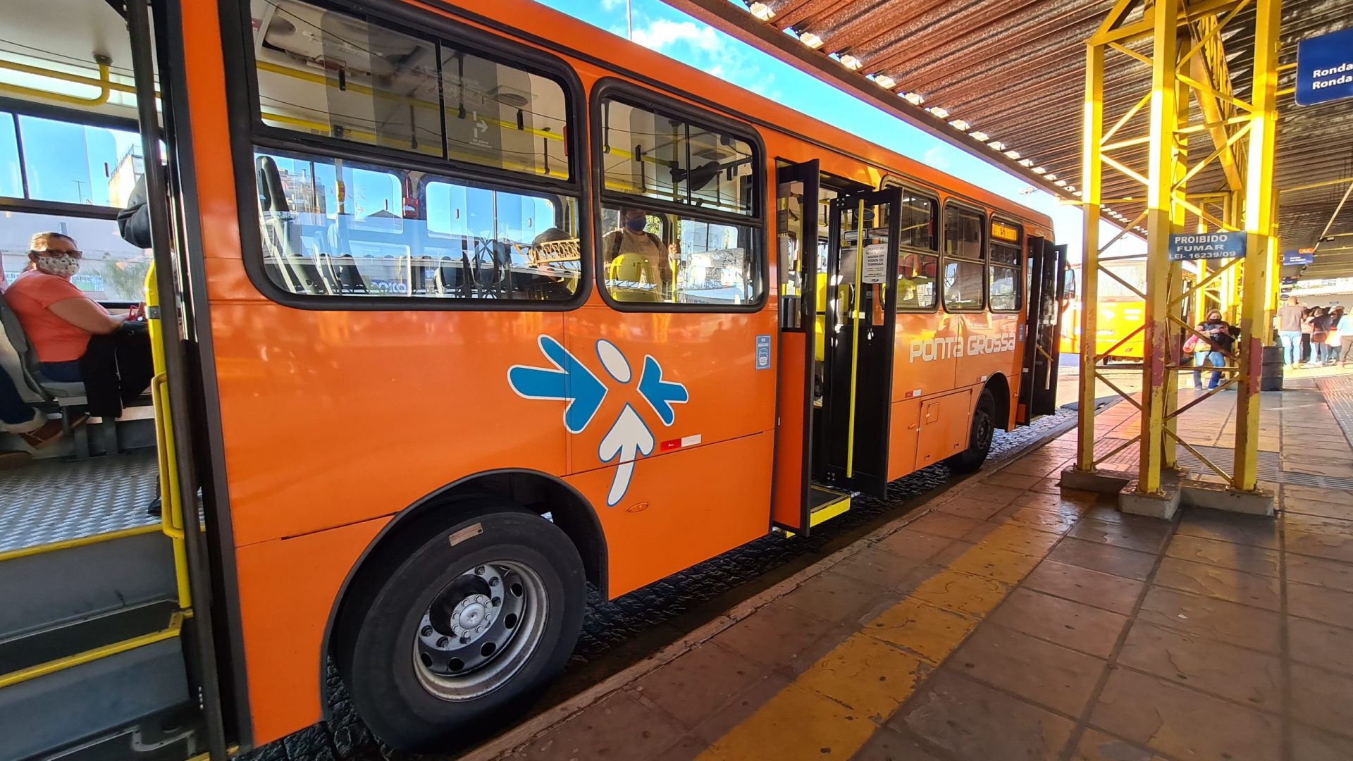 Câmara Municipal de Ponta Grossa renova Lei do Transporte Coletivo; vereadores alegam falta de tempo para nova licitação