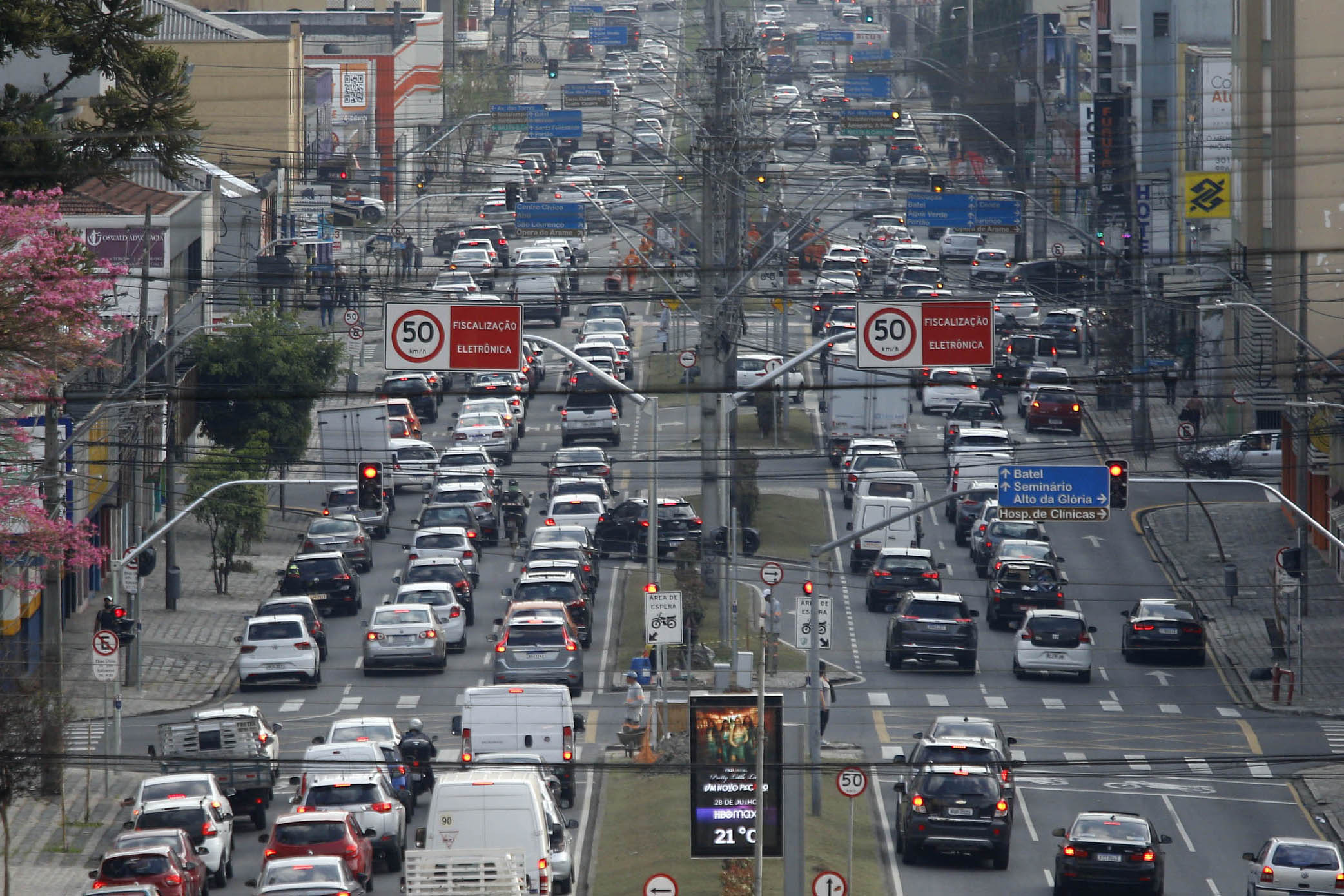 Detran-PR implementa medida de digitalização de processos de veículos por despachantes