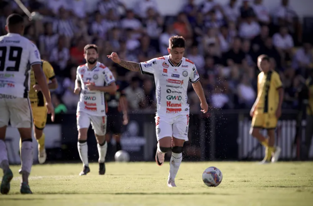 OFEC enfrenta o Londrina nesta terça-feira pela semifinal do Campeonato Paranaense 2025