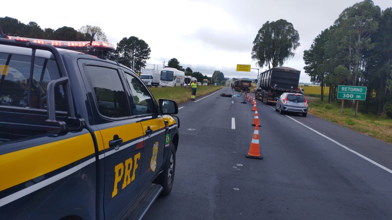 Acidente na BR-376 deixa motociclista morto em Palmeira