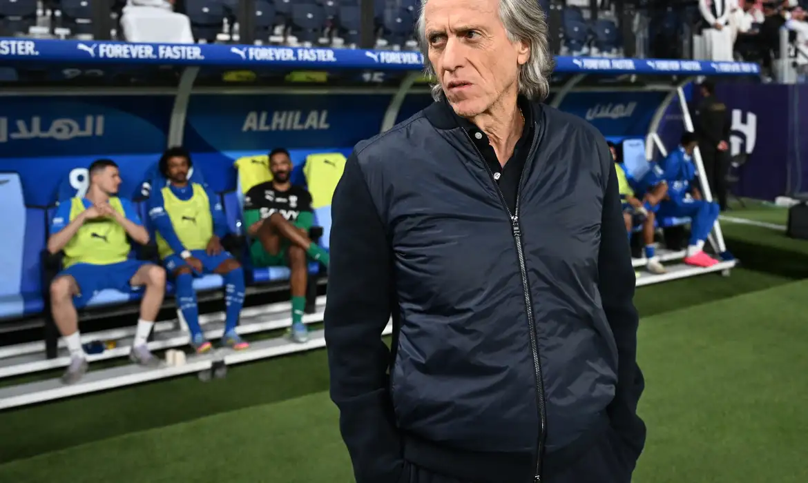 Jorge Jesus deixa o comando do Al-Hilal e é cotado para assumir a seleção brasileira
