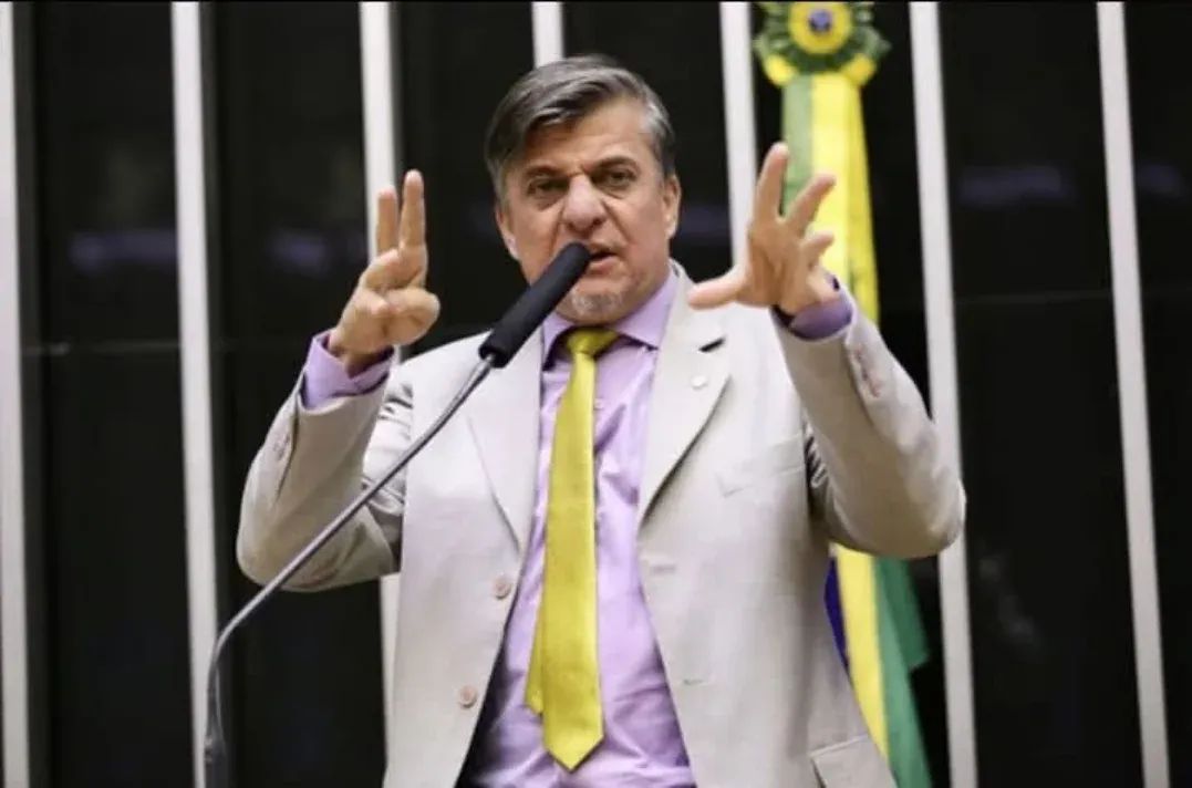 Boca Aberta é preso por vereador policial após confusão na Câmara de Londrina