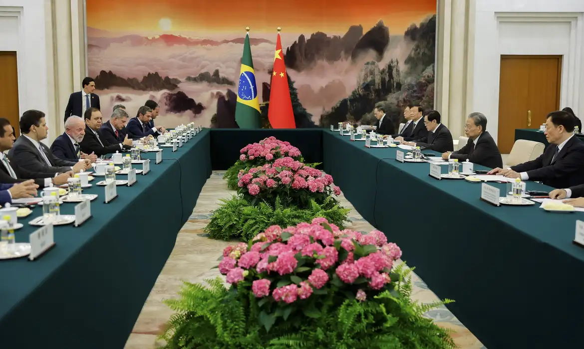 Parcerias com China beneficiarão infraestrutura e saúde, diz Governo Federal