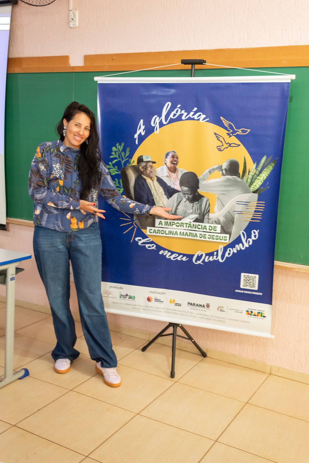 Bate-papo nas escolas e exposição fotográfica aproximam a comunidade escolar da cultura negra e quilombola em PG