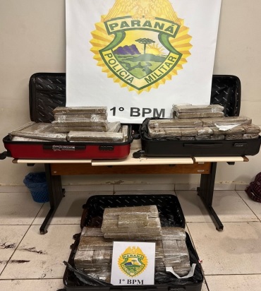 Trio é preso com mais de 90 kg de maconha em ônibus interestadual em Ponta Grossa