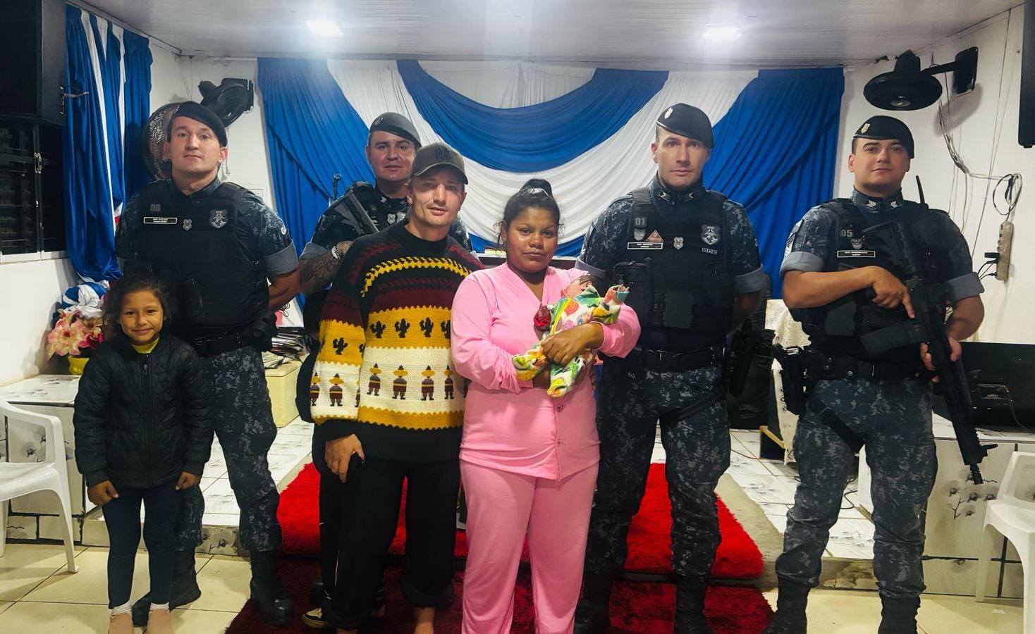 FINAL FELIZ: Recém-nascido é salvo por guardas municipais após se engasgar com leite materno no bairro Estrela, em PG