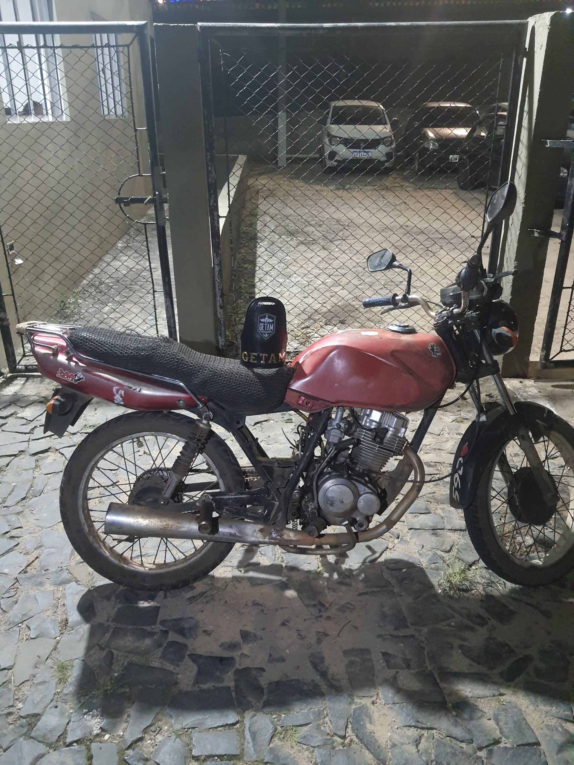 Motociclista é preso em PG por transitar com veículo adulterado e sem documentação