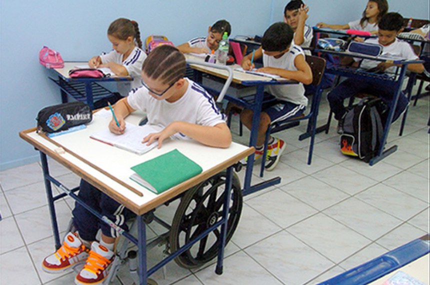 Estudantes PcD de baixa renda poderão receber adicional de até 100% do BPC