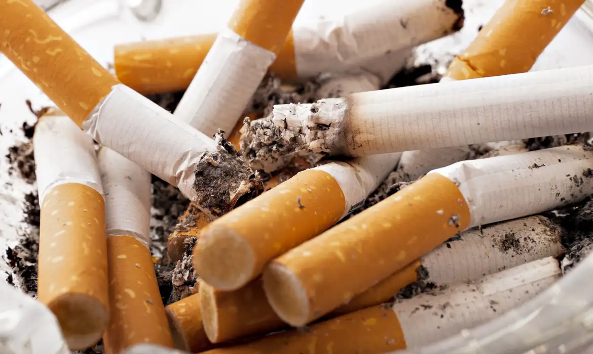 Cigarro: R$ 1 de lucro da indústria equivale a R$ 5 gastos com doenças, diz pesquisa