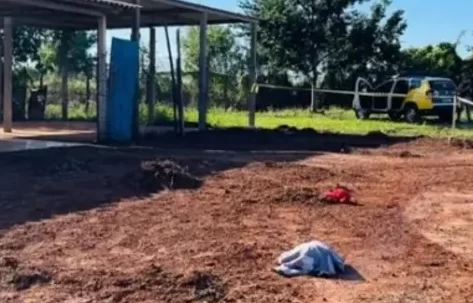 Idoso de 64 anos tem a cabeça decapitada em ferro velho no PR