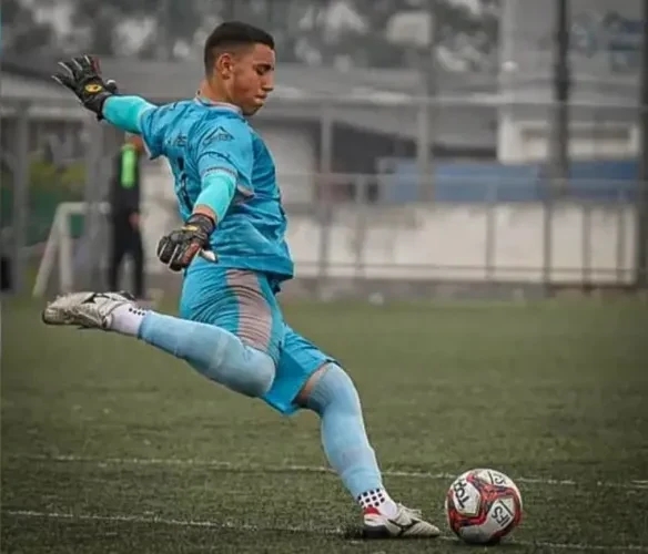 Jovem goleiro sub-17 de time paranaense morre de câncer