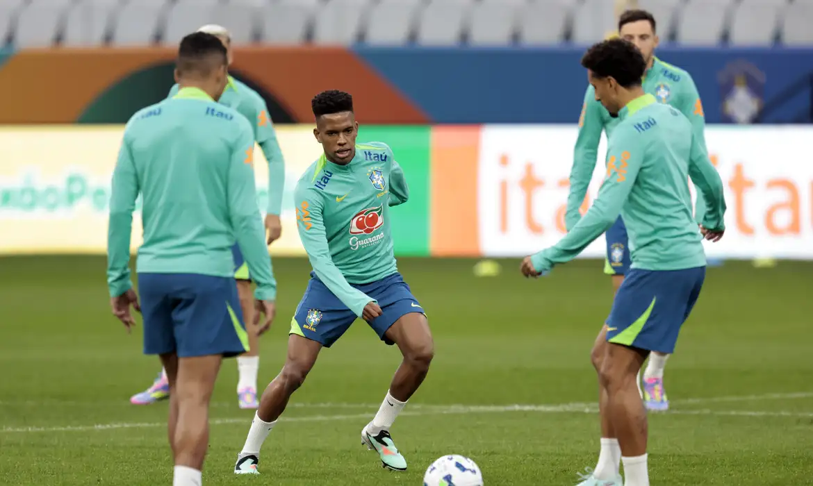 Brasil enfrenta Paraguai pela 16ª rodada das Eliminatórias Sul-Americanas para Copa