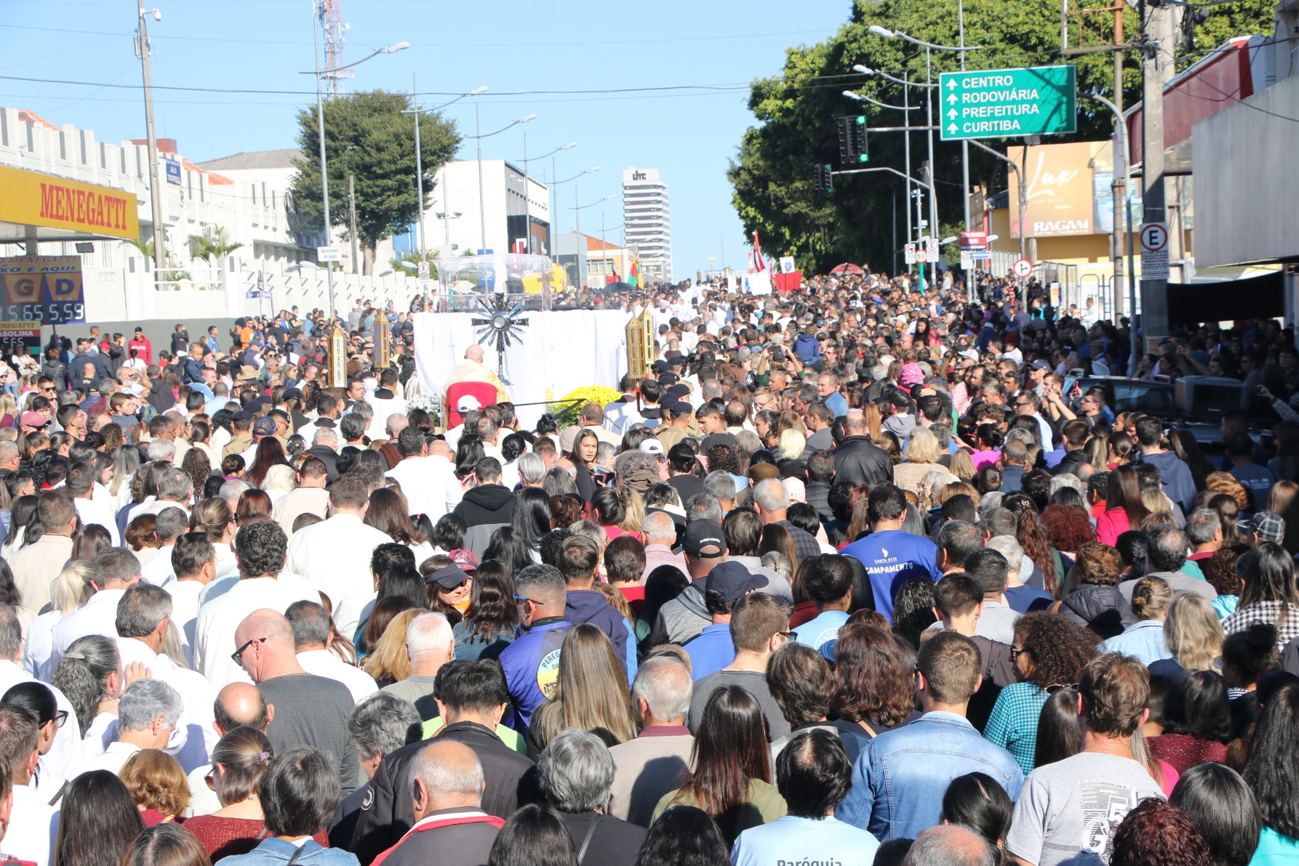 Procissão de Corpus Christi ocorre nesta quinta-feira em PG