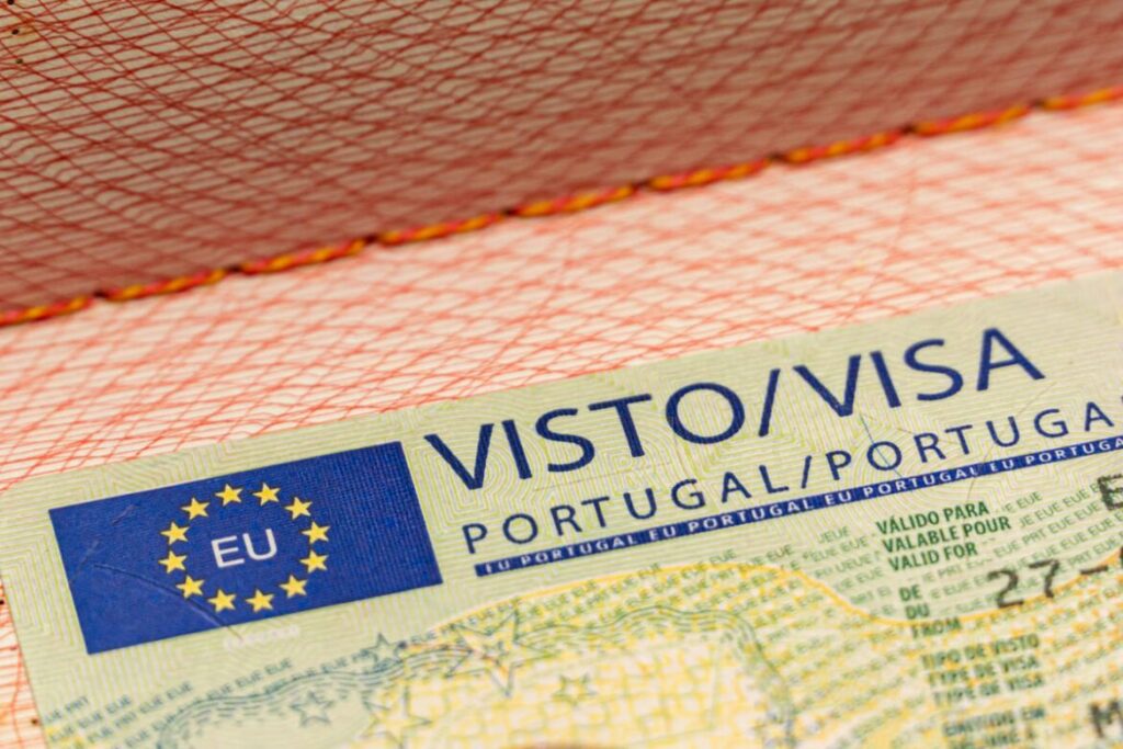 Portugal acelera expulsão de imigrantes com pedidos de residência negados; mais de 5 mil brasileiros estão na lista