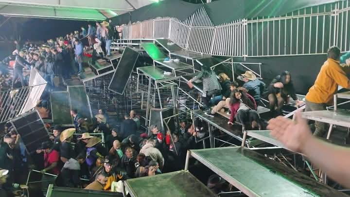 VÍDEO: Desabamento de arquibancada deixa vários feridos e interrompe show de Gian & Giovani