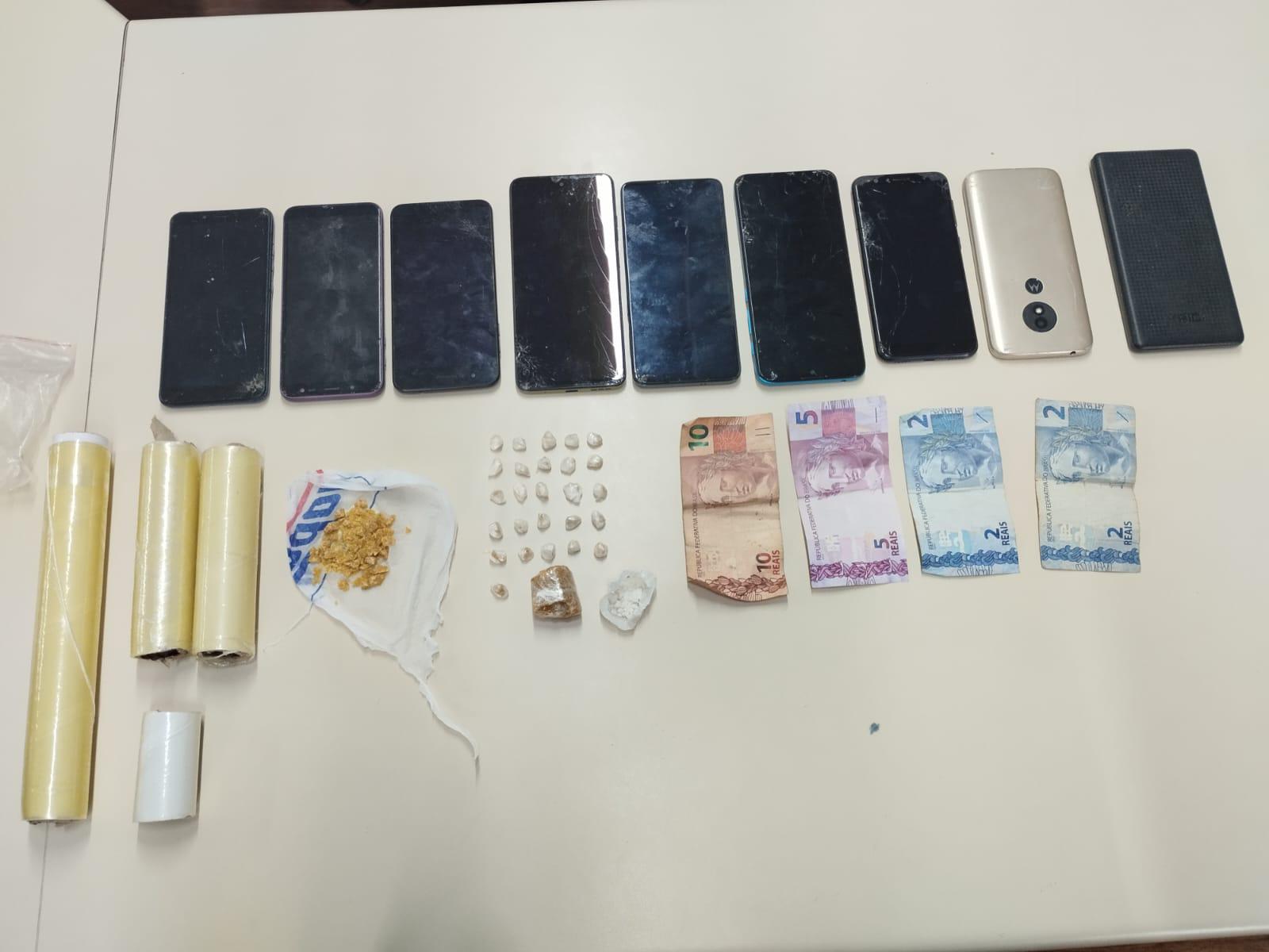 Polícia Civil desarticula ponto de tráfico de drogas em Castro