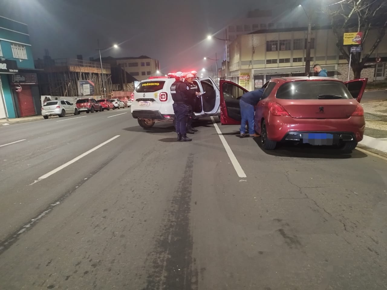 Motorista embriagado é preso no Centro de PG