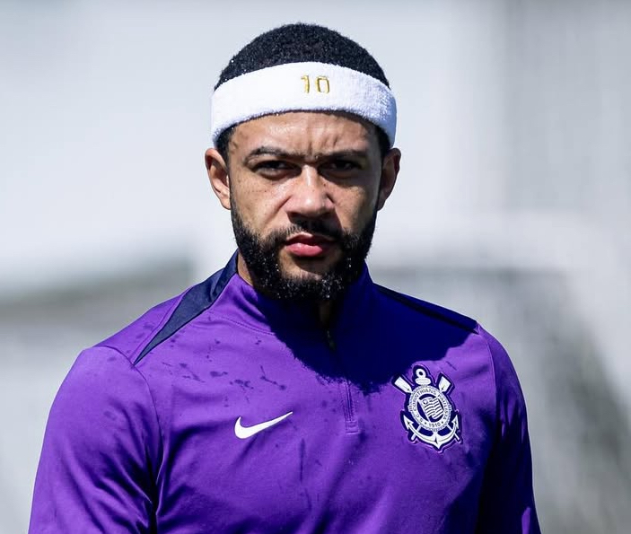 Crise financeira no Corinthians se aprofunda: clube deve mais de R$ 300 mil à empresa de segurança de Memphis Depay