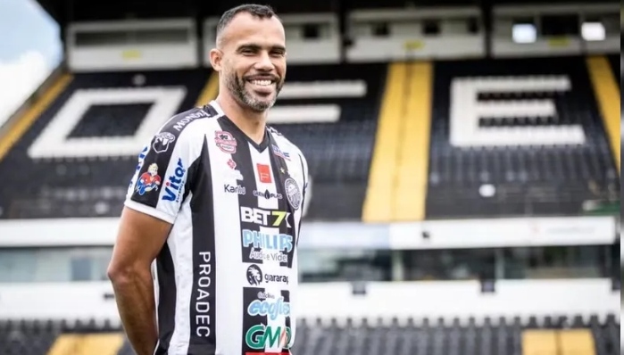 OFEC informa fim de contrato com o volante Fransérgio