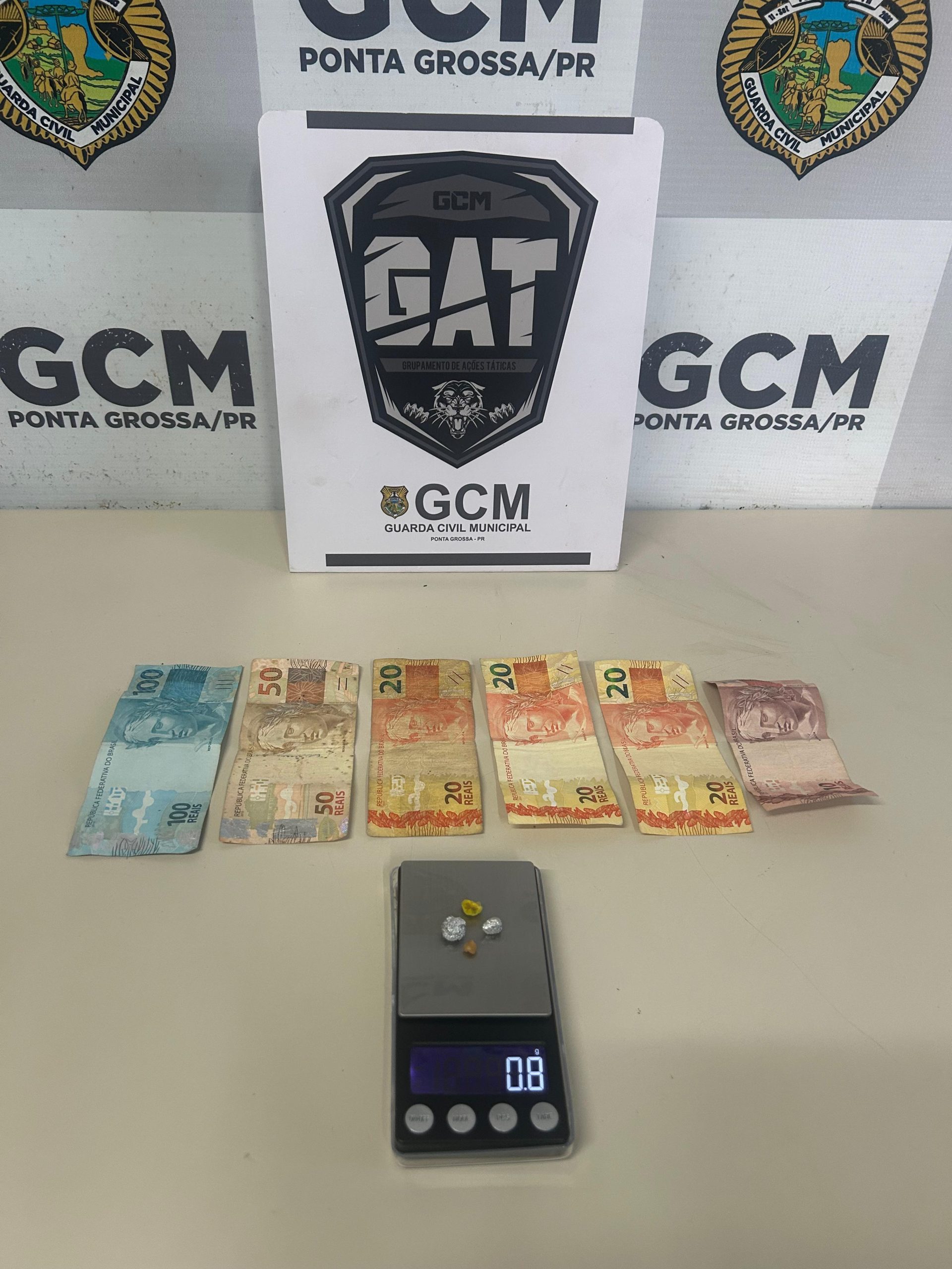 GCM prende suspeito de tráfico de drogas no Centro de PG
