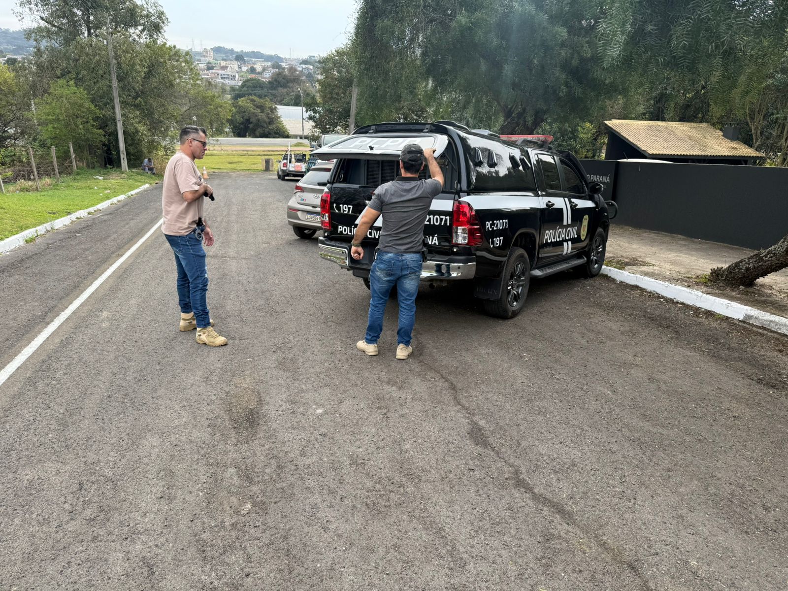 Polícia Civil prende homem que mantinha ex-esposa em cárcere privado nos Campos Gerais 
