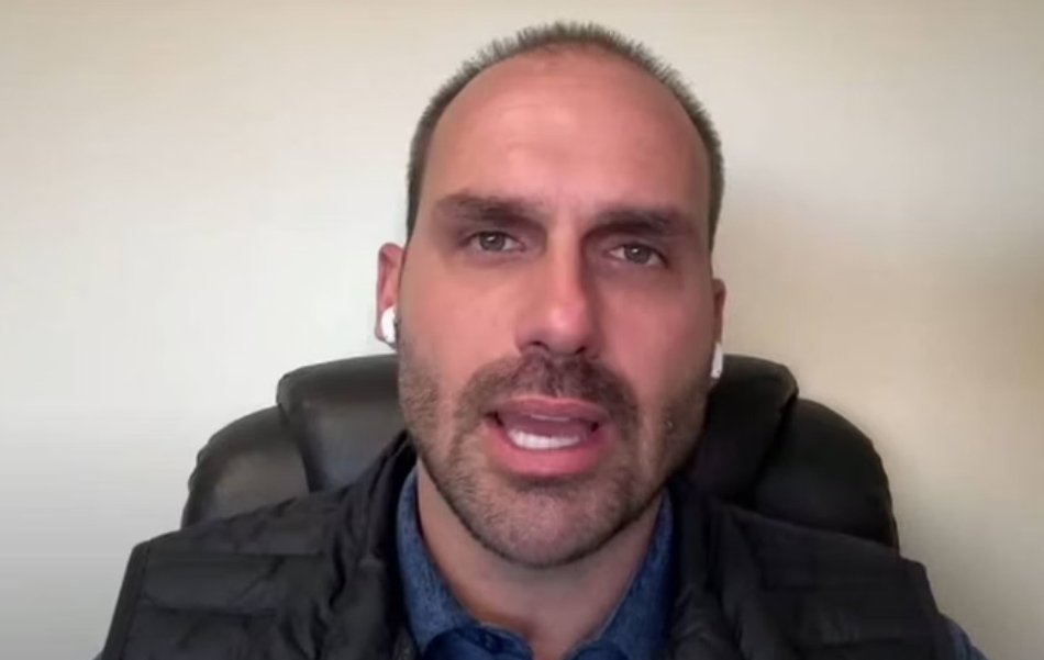 Pedido de cassação de Eduardo Bolsonaro é encaminhado para Hugo Motta