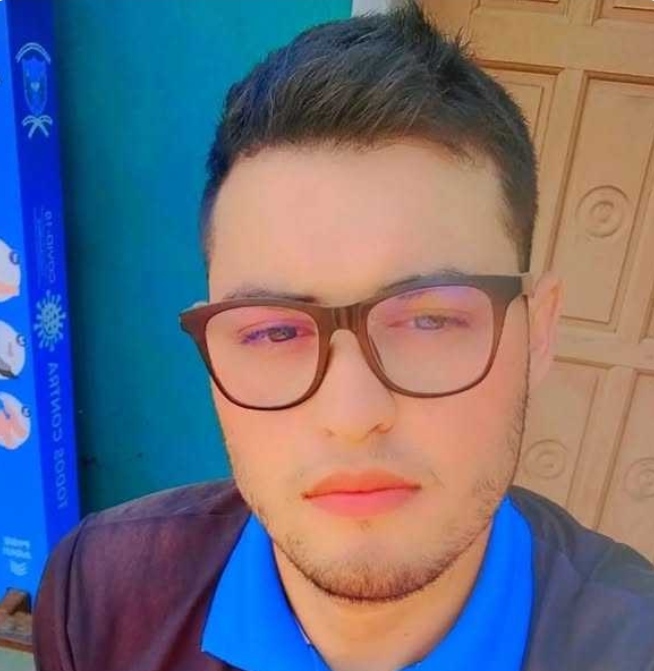 Jovem é morto a tiros em prédio nos Campos Gerais