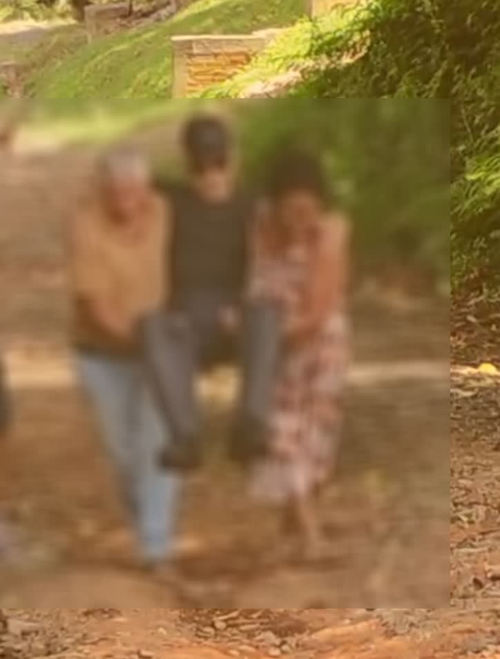 Vídeo: Idoso acamado de 92 anos é carregado no colo devido à rua precária em PG