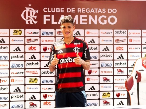 Jorge Carrascal é oficialmente apresentado como novo reforço do Flamengo