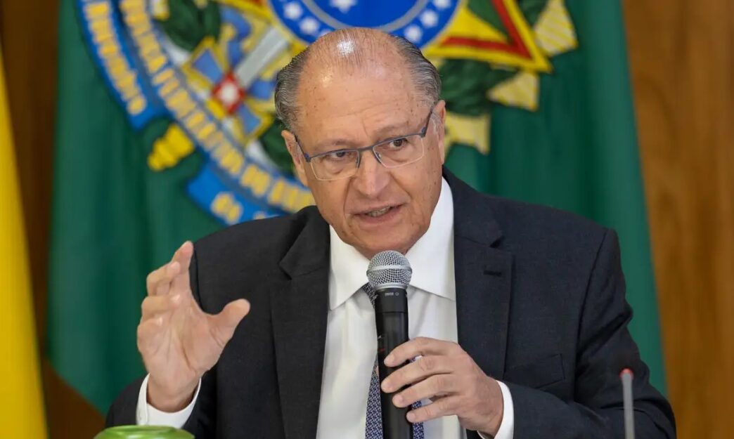 Alckmin se reúne com setor produtivo e senadores para discutir medidas de enfrentamento ao tarifaço