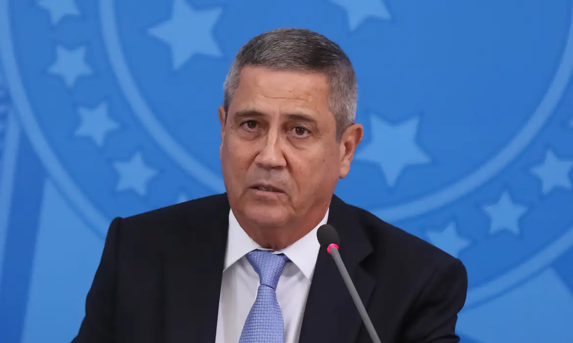 Condenação por golpe pode retirar direitos e patentes de militares