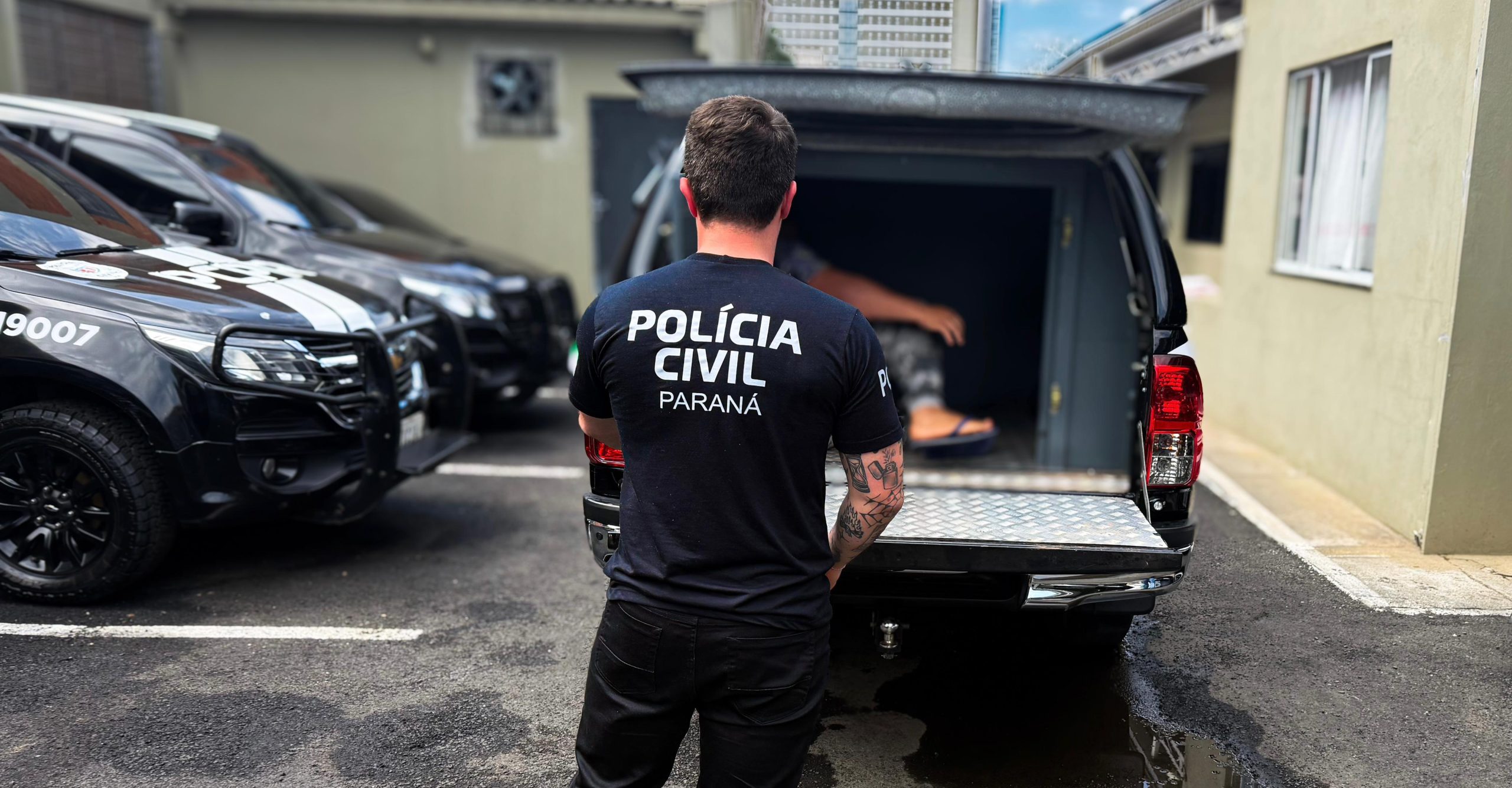 Vídeo: Polícia prende homem acusado de aplicar golpes na venda de imóveis em PG