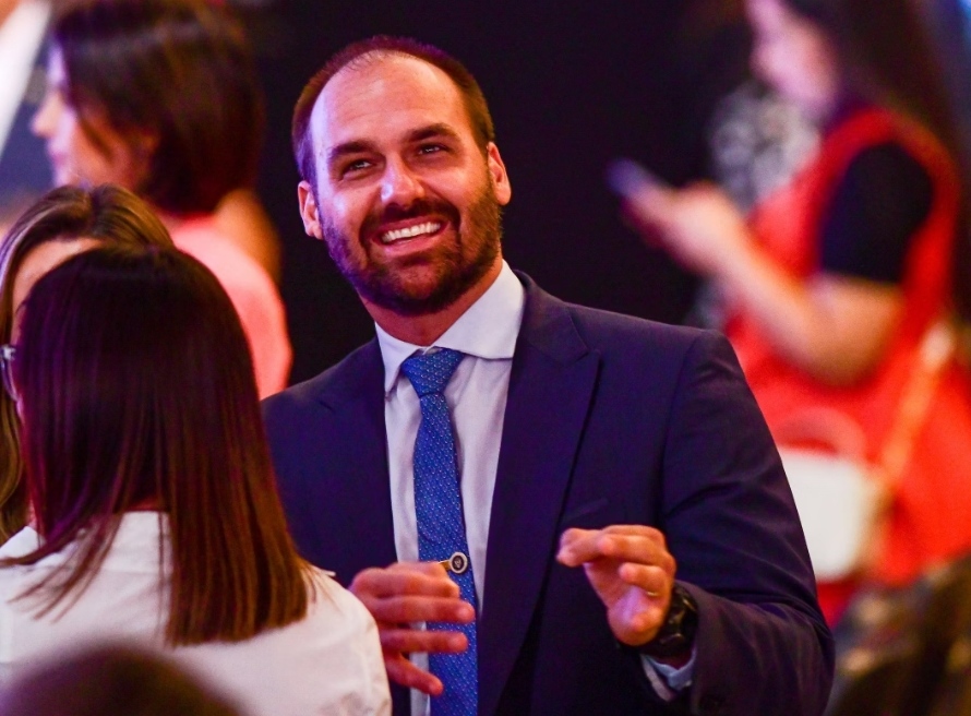 PL tornará Eduardo Bolsonaro líder