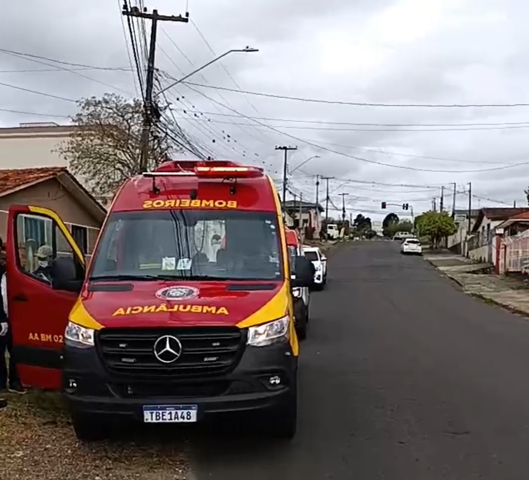 Homem fica ferido e inconsciente após cair de bicicleta no Jardim Carvalho, em PG