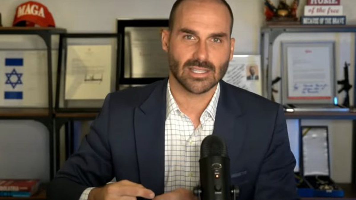 Eduardo Bolsonaro diz que EUA podem enviar caças e navios militares ao Brasil