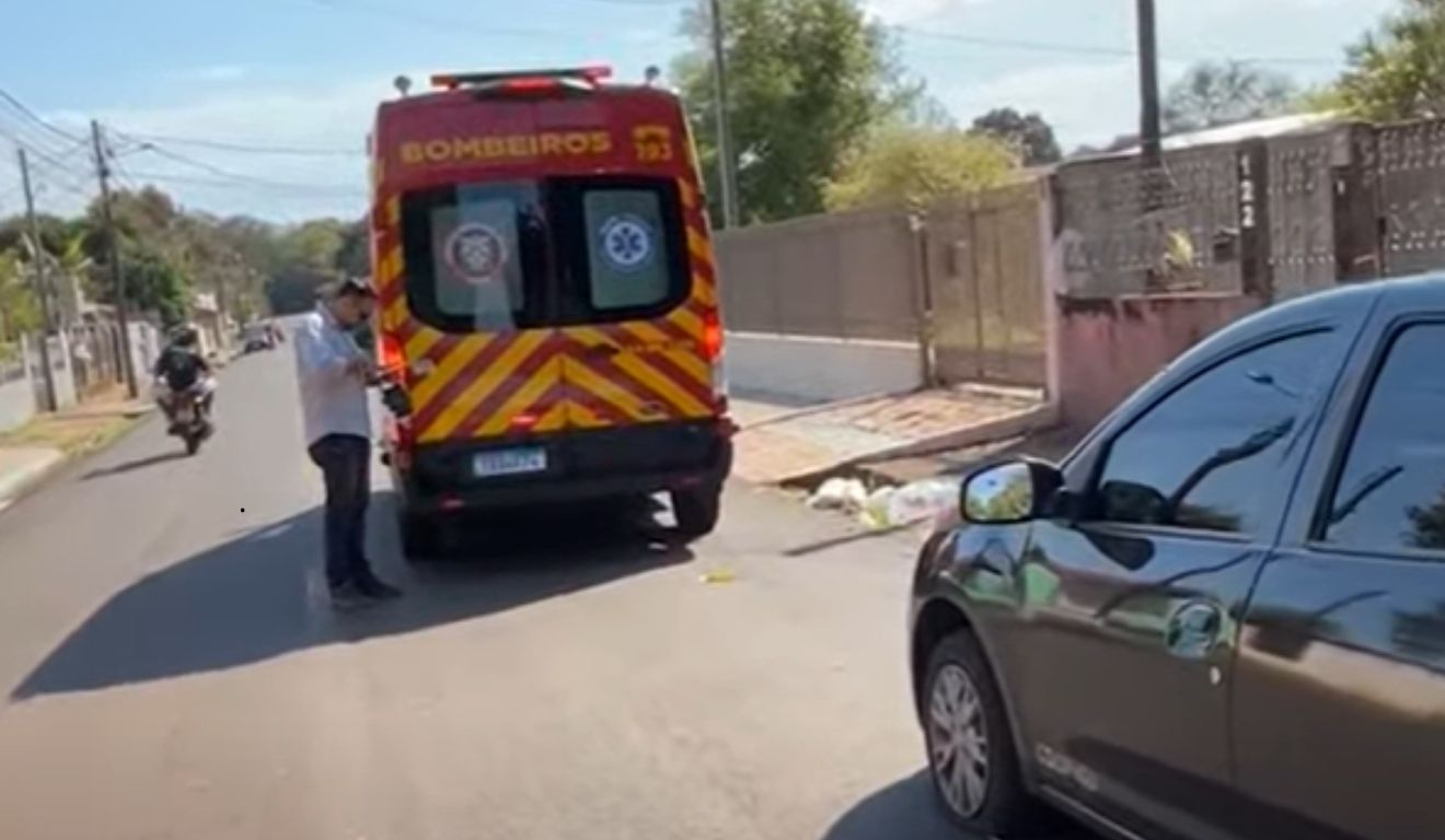 Homem mata amante da esposa e deixa corpo jogado na calçada